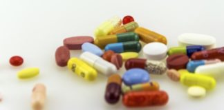Infezioni resistenti agli antibiotici, in Ue 35mila morti l’anno