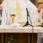 Messa prete sacerdote