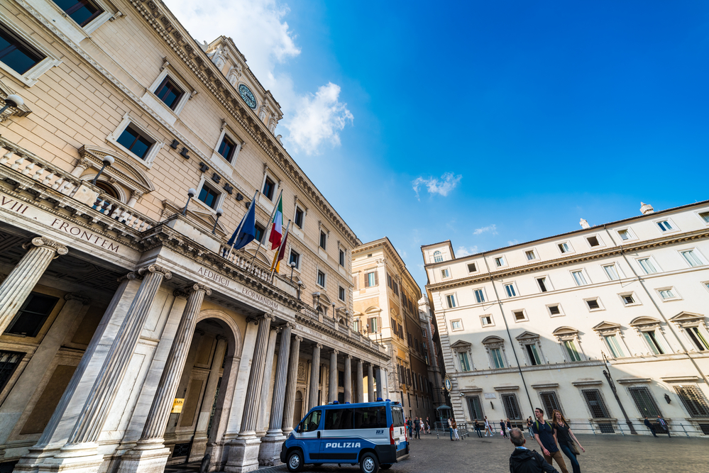 Noi italiani all'estero vogliamo prima di tutto il rispetto e poi  l'uguaglianza - Gente d'Italia