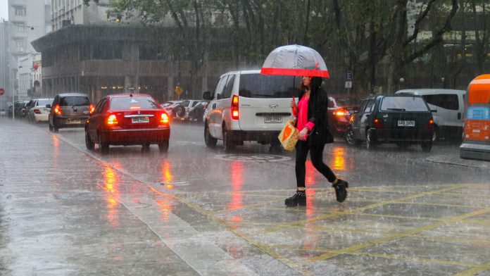 Lluvia en Montevideo