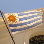 Bandera_Uruguay-3