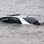 Coche_al_agua-1