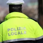 Vigile polizia municipale locale