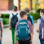 Niños a la escuela