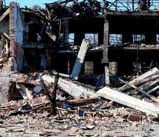 Vertice di quattro Paesi Ue e Londra: “Rafforzamento militare e sostegno a Kiev”