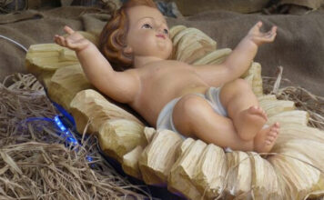 Silvia Salis, tempesta perfetta, Genova in subbuglio: amore negli asili, operai al posto del presepe in municipio