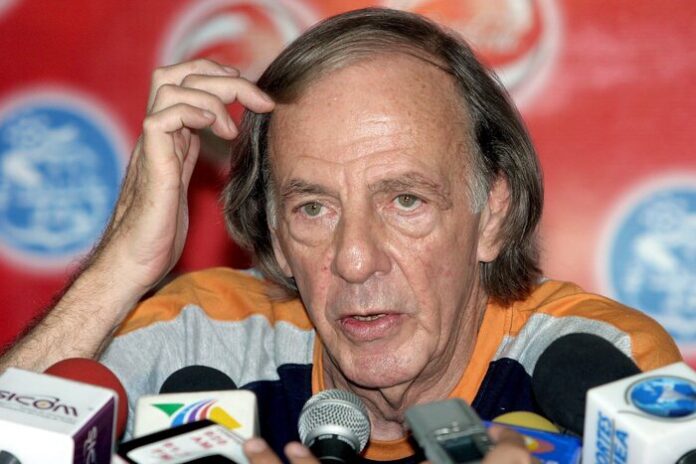 MENOTTI ADMITED INTO A HOSPITAL IN BUENOS AIRES DUE TO TROUBLE BREATHING