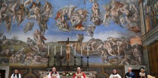 Carlo dal Papa, storica preghiera: da 500 anni un re e un pontefice non pregavano insieme