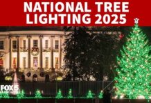 Washington, Trump e Melania accendono l’albero di Natale: “La religione sta tornando negli Stati Uniti”